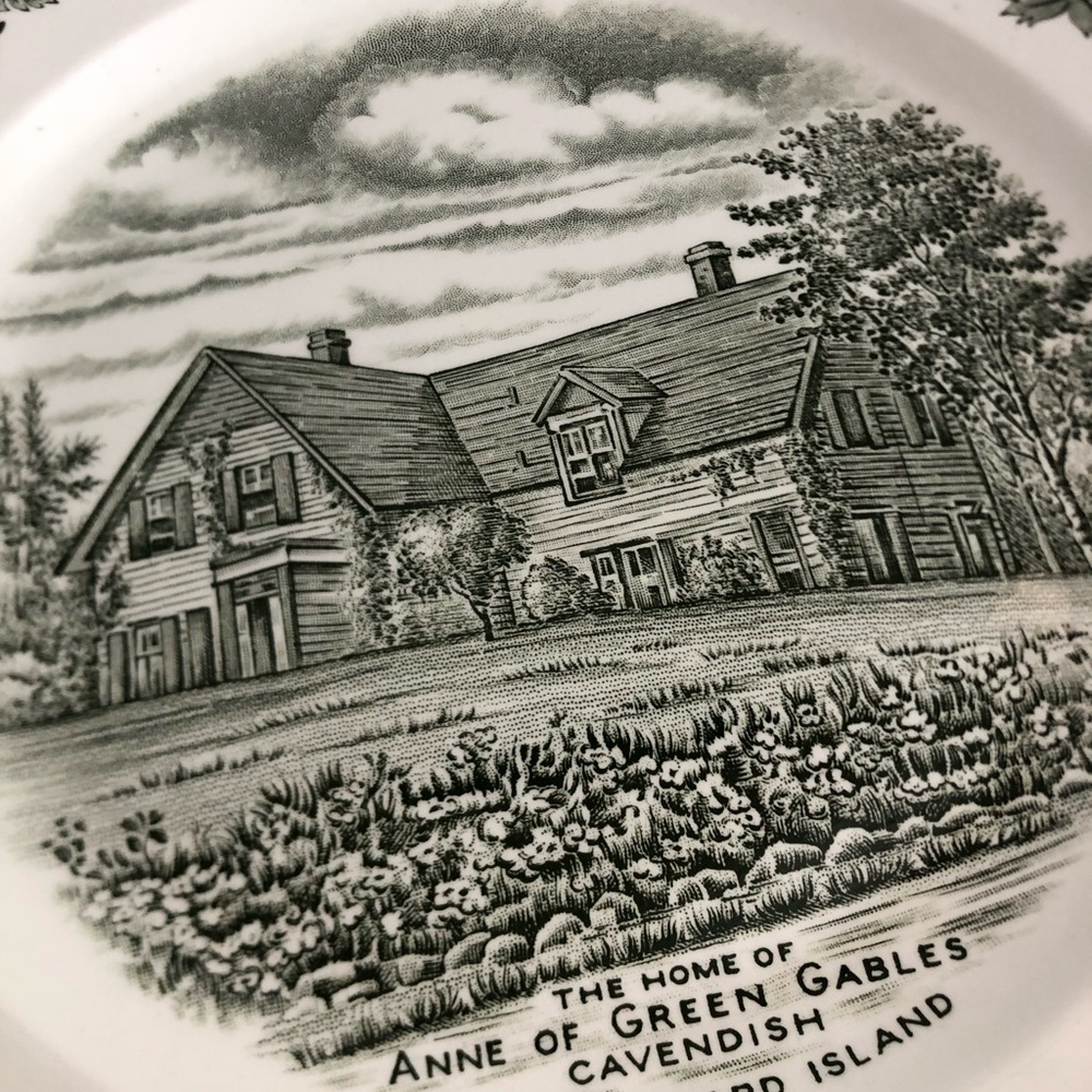 Vtg PEI Anne of Green Gables Souvenir Plate - Picture 2 of 8